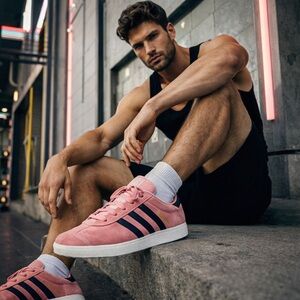 Adidas Gazelle Men’s 8.5 Pink Suede Sneakers New w/ Box Authentic